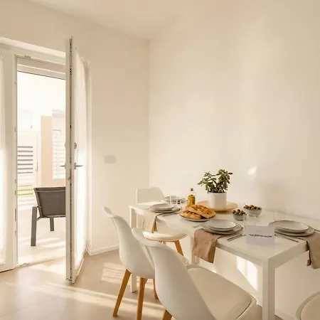 Borgo Felice 5 - Modern With Balcony + Free Parking Apartman *