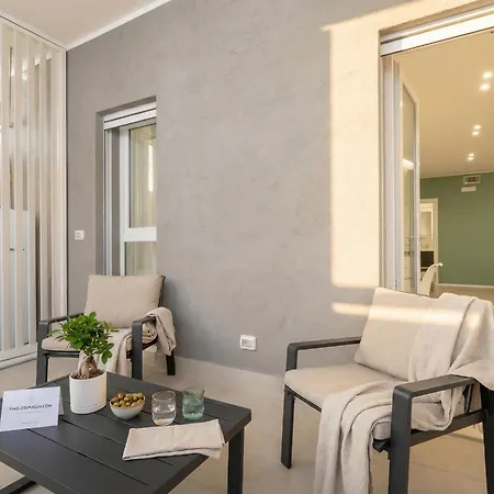 Borgo Felice 5 - Modern With Balcony + Free Parking Bari
