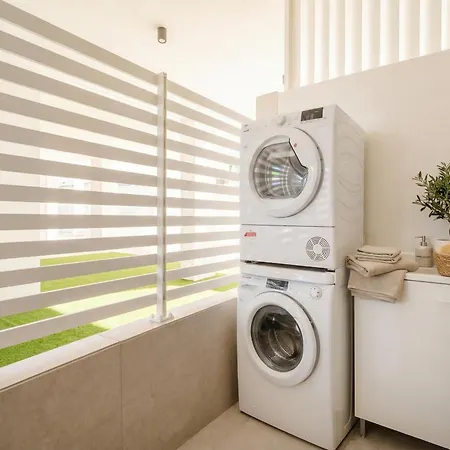 Borgo Felice 5 - Modern With Balcony + Free Parking Bari